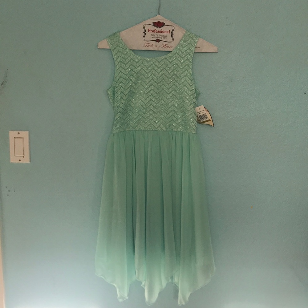 Speechless Girls dress